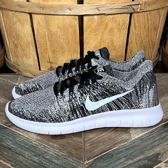 Nike Free RN Flyknit Black Gray White 880844-003 Running Shoes Womens Size 6 - Picture 2 of 10